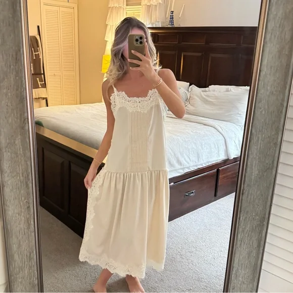 Ivory Lace Camisole Dress - Picture 9 of 16